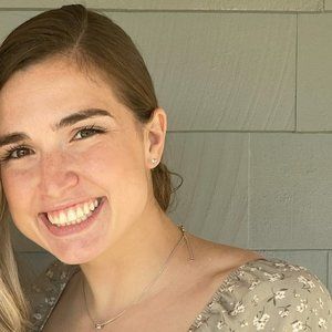 Meet your Posher, Jillian